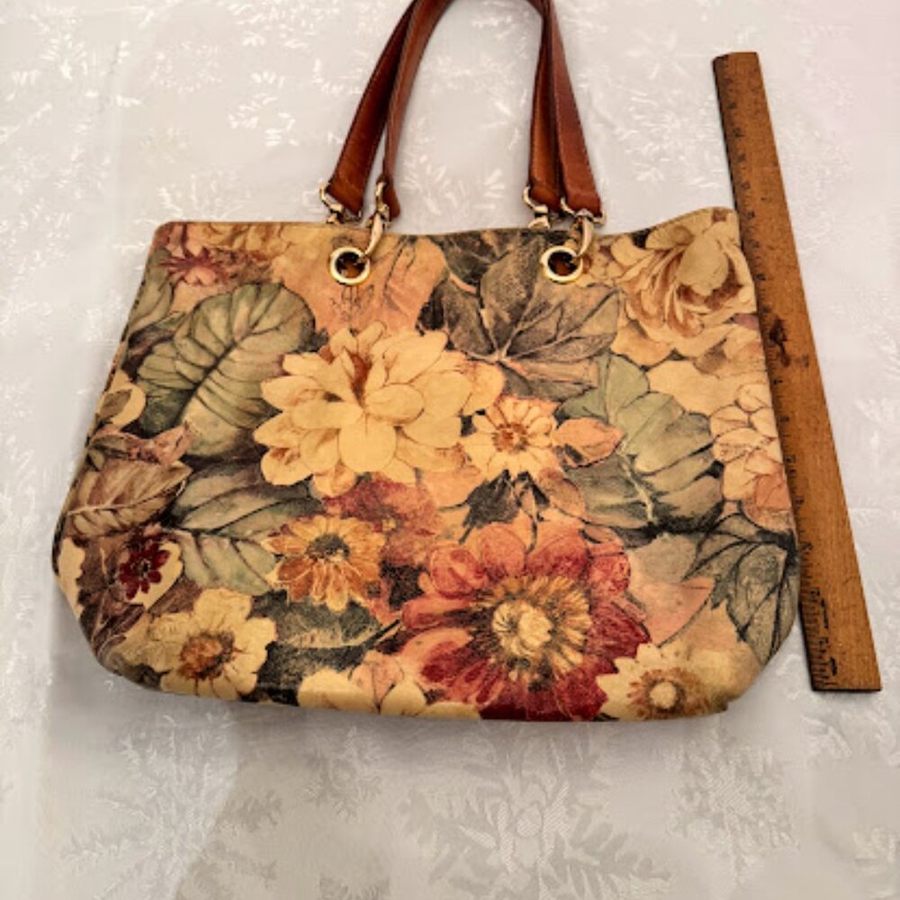 Floral leather hobo bag – Maurizo Taituti - Picture 8 of 11
